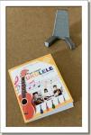 Affordable Designs - Canada - Leeann and Friends - Ukulele Stand & Book - Meuble